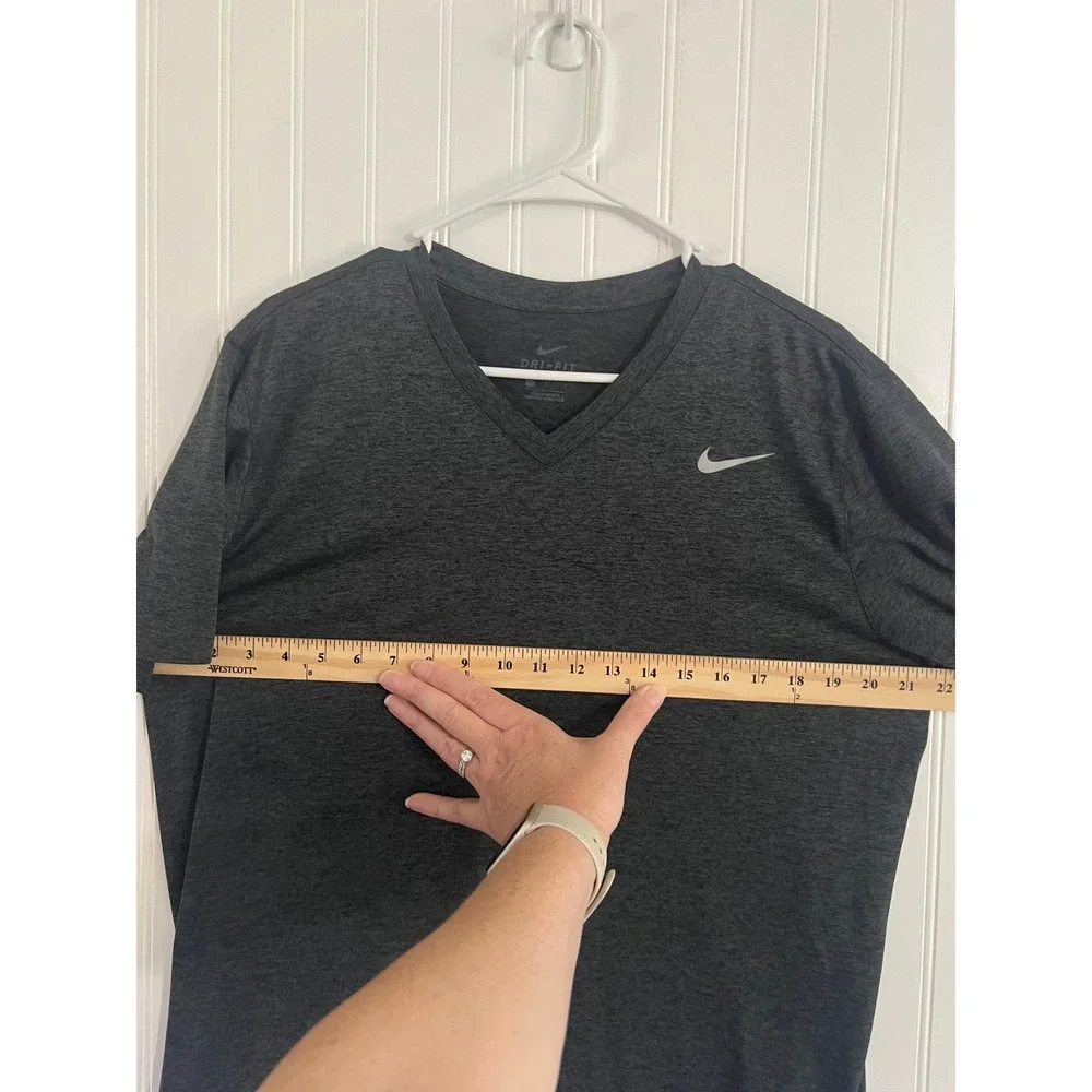 Nike Dri-FIT Heathered Dark Gray V-Neck Athletic T-Shirt‎ Women's Size L